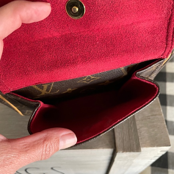 Louis Vuitton Viva Cite PM - Picture 8 of 11